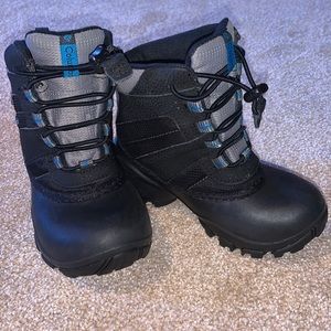Columbia toddler winter boots Size 11